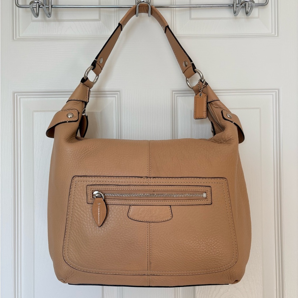 Vintage Coach Penelope Shoulder Bag - Tan - Style 14681